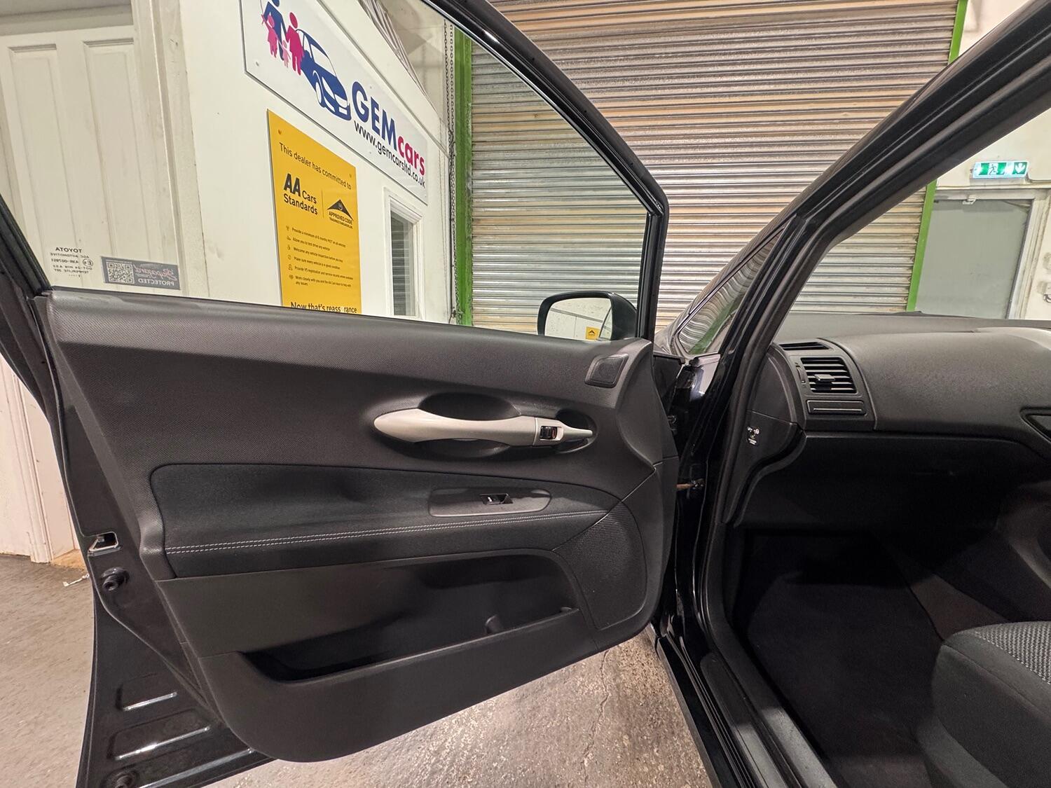 Used Toyota Auris 2012 for sale - 77750054: Photo 58