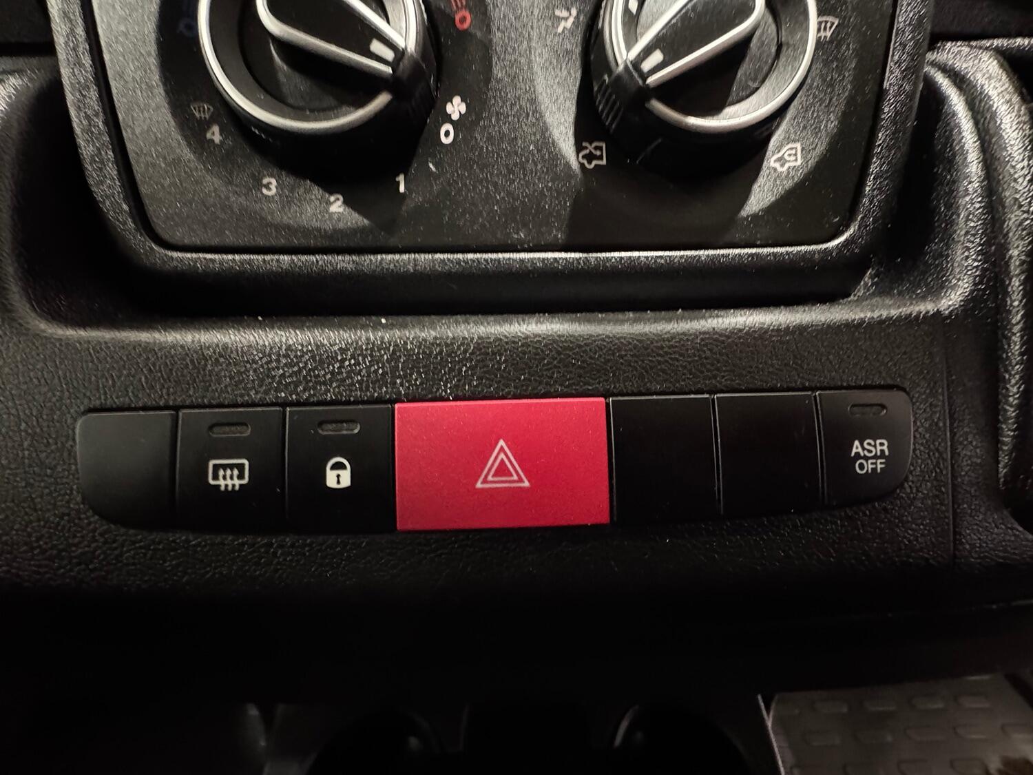Vehicle 33