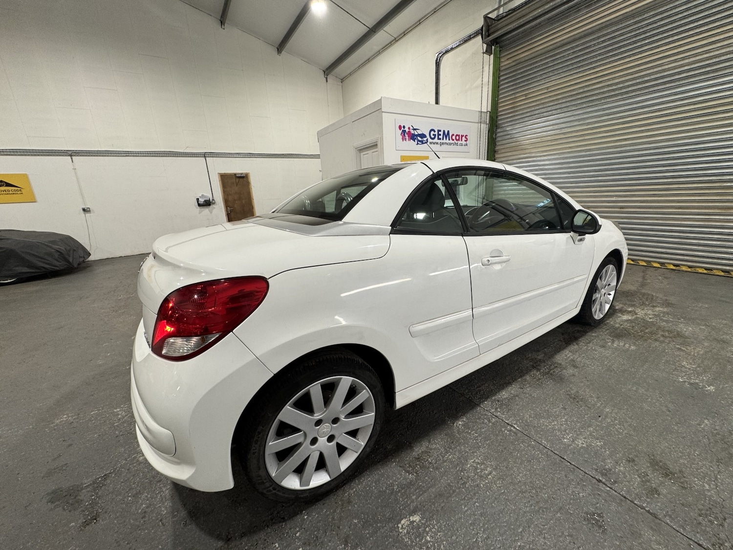 Used Peugeot 207 CC 2012 for sale - 77750027: Photo 18