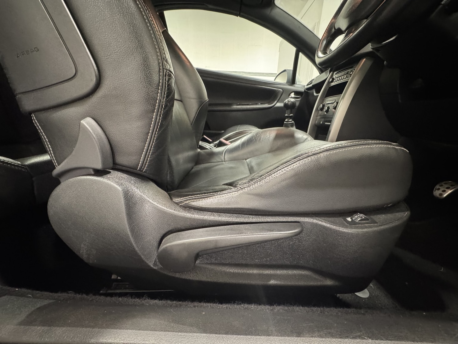 Used Peugeot 207 CC 2012 for sale - 77750027: Photo 35