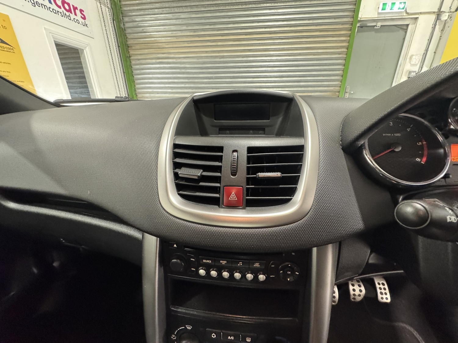 Used Peugeot 207 CC 2012 for sale - 77750027: Photo 41