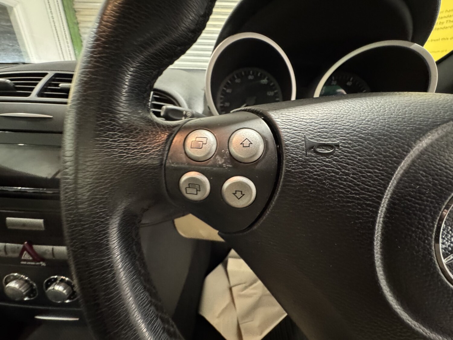 Used Mercedes-Benz SLK 2007 for sale - 76374231: Photo 30