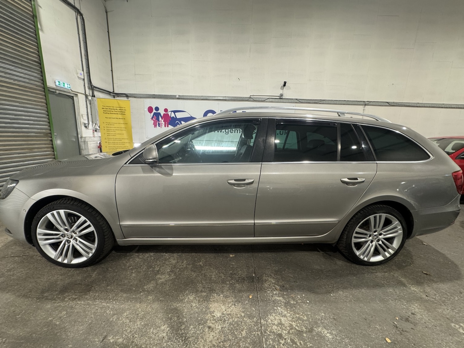 Used Skoda Superb 2014 for sale - 76924322: Photo 11
