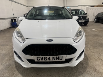 Used Ford Fiesta 2015 for sale - 79564086: Photo