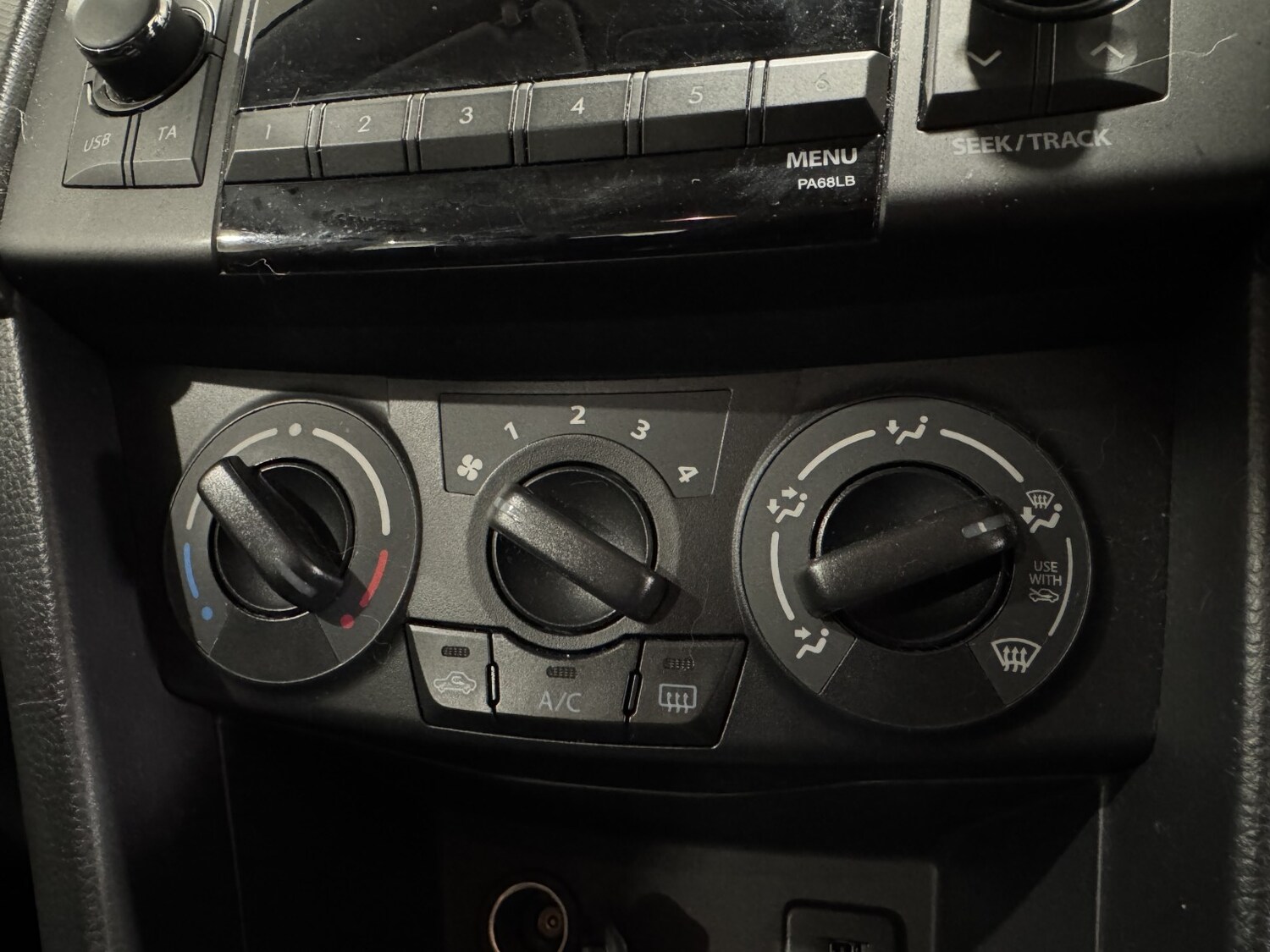 Used Suzuki Swift 2013 for sale - 78112194: Photo 24