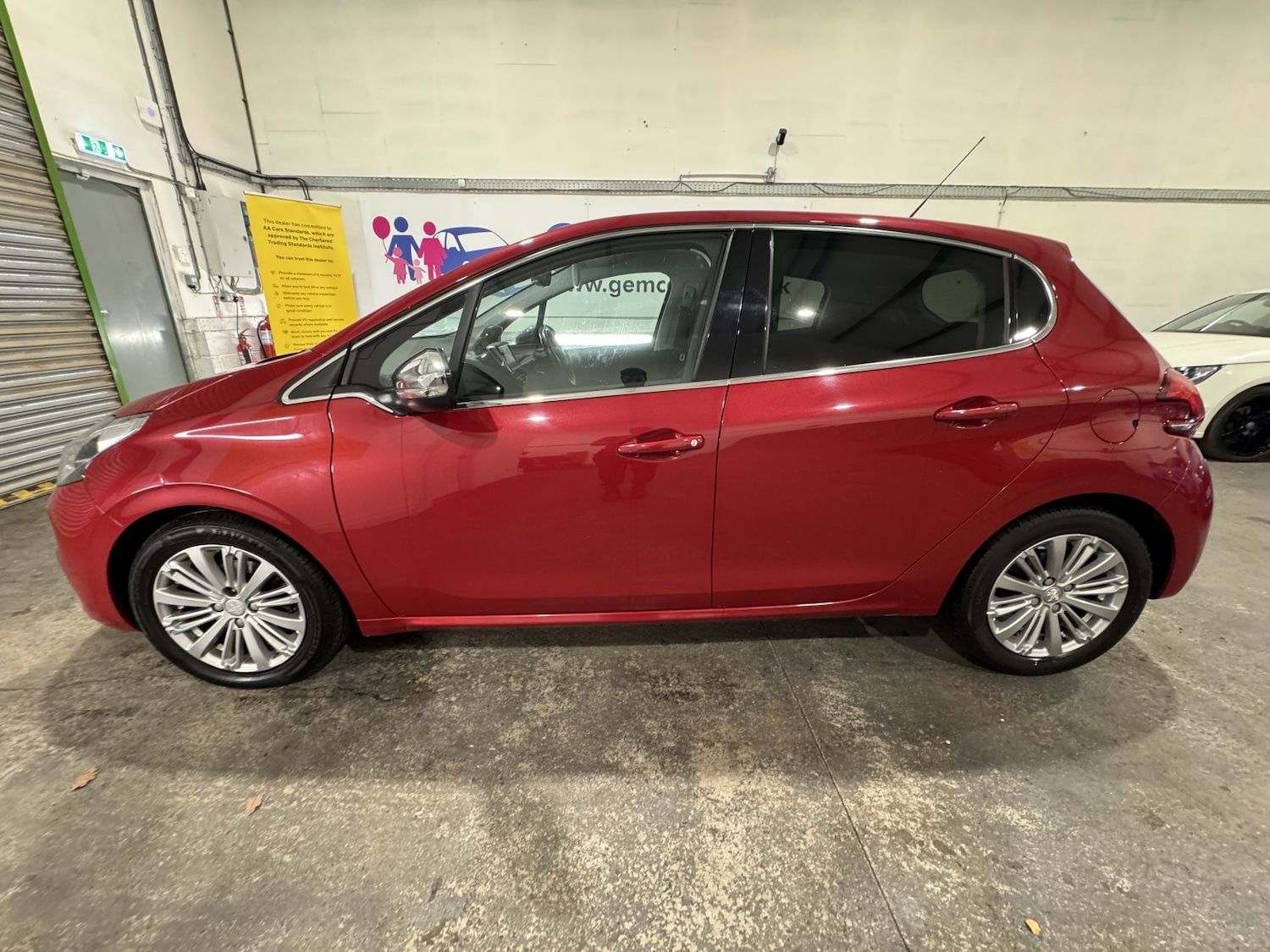 Used Peugeot 208 2016 for sale - 76725685: Photo 13