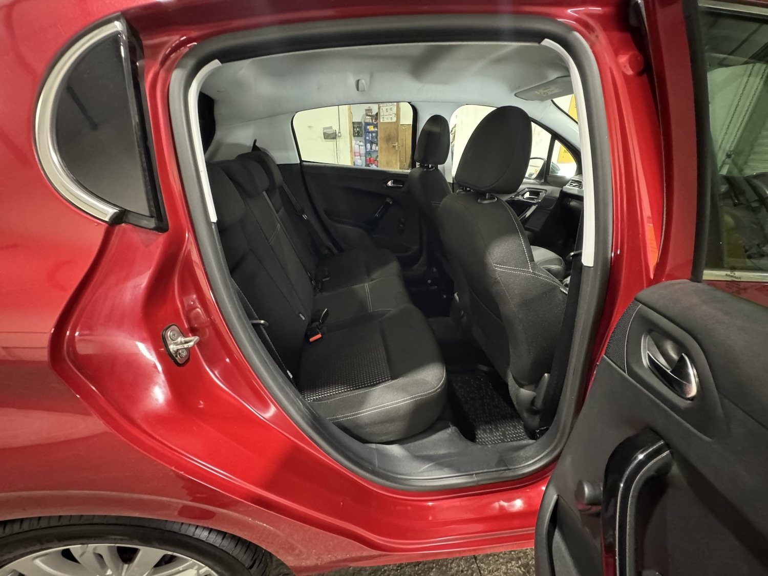 Used Peugeot 208 2016 for sale - 76725685: Photo 43