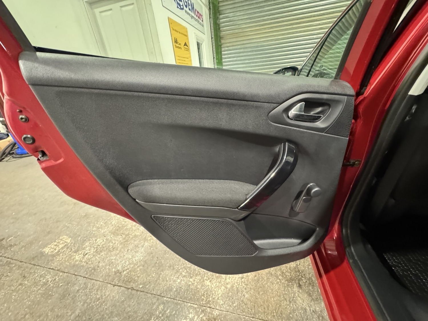 Used Peugeot 208 2016 for sale - 76725685: Photo 49