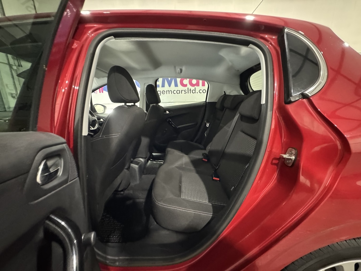 Used Peugeot 208 2016 for sale - 76725685: Photo 50