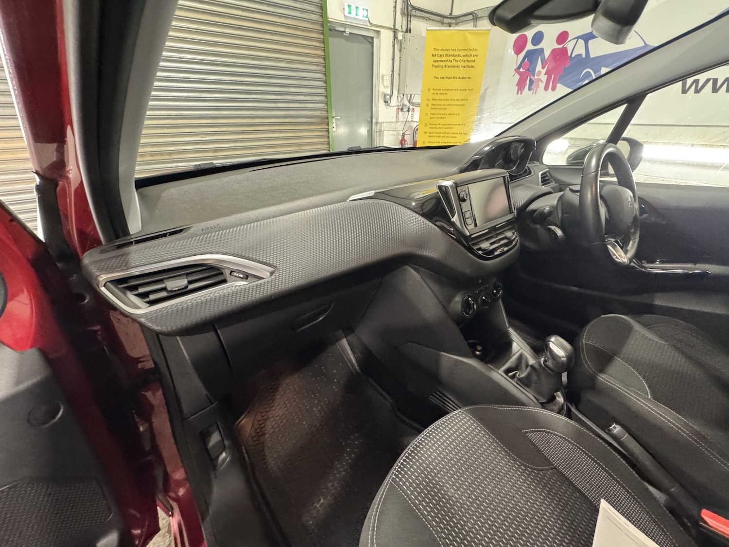 Used Peugeot 208 2016 for sale - 76725685: Photo 59