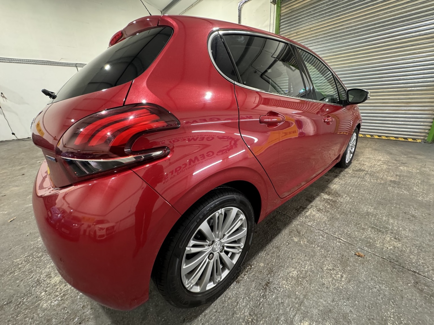 Used Peugeot 208 2016 for sale - 76725685: Photo 8