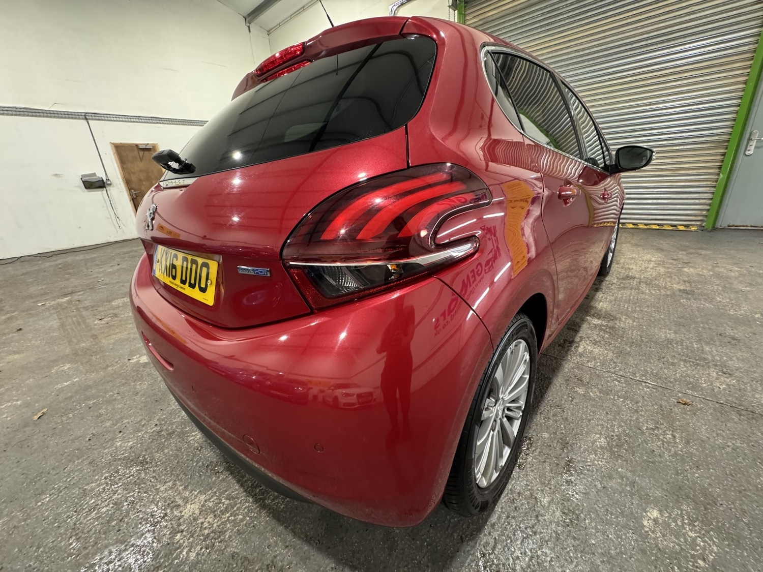 Used Peugeot 208 2016 for sale - 76725685: Photo 9