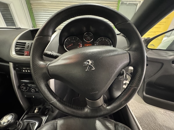 Used Peugeot 207 CC 2012 for sale - 76142516: Photo 35
