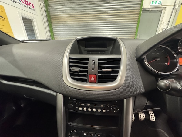 Used Peugeot 207 CC 2012 for sale - 76142516: Photo 37