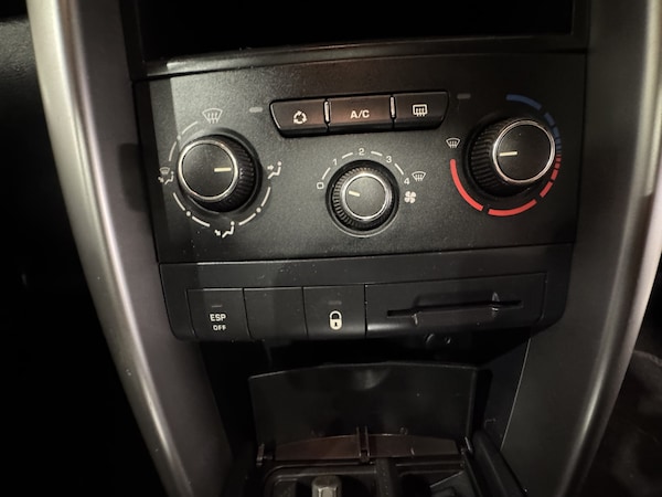 Used Peugeot 207 CC 2012 for sale - 76142516: Photo 41