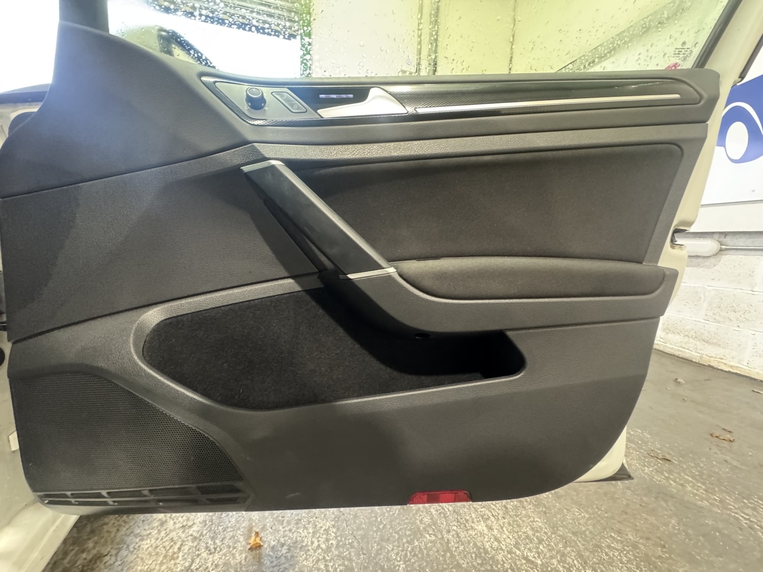 Used Volkswagen Golf 2016 for sale - 76142500: Photo 25