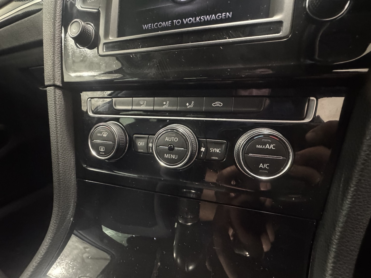 Used Volkswagen Golf 2016 for sale - 76142500: Photo 41