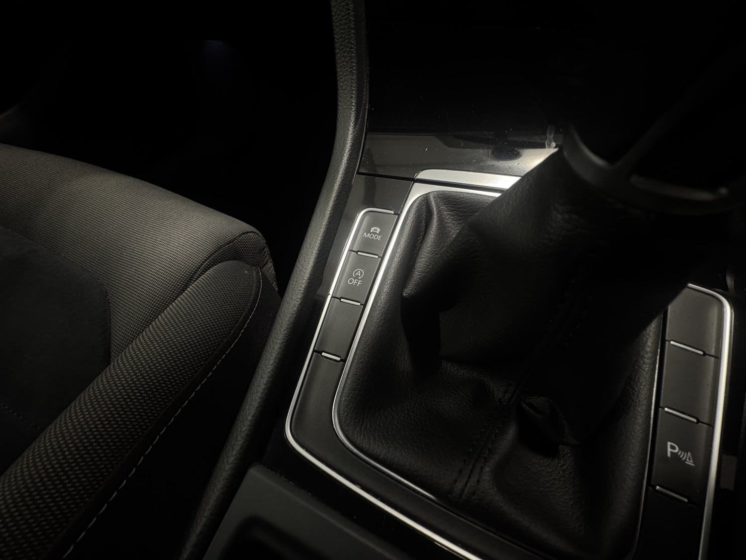 Used Volkswagen Golf 2016 for sale - 76142500: Photo 43