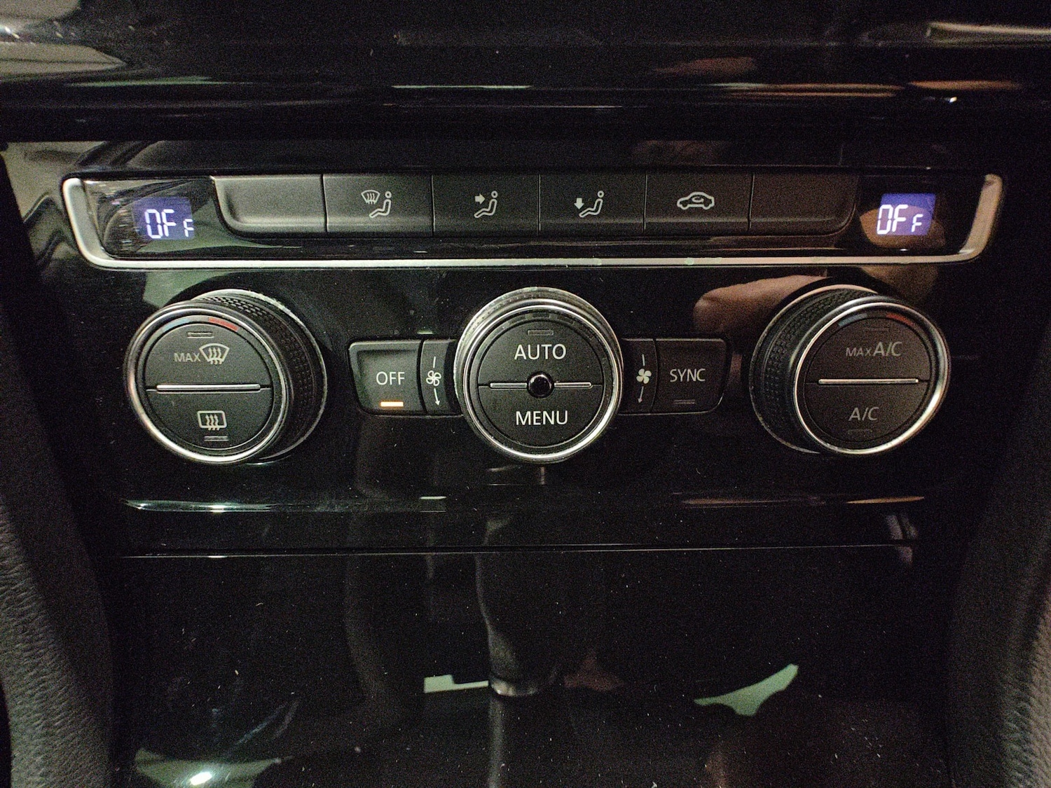 Used Volkswagen Golf 2016 for sale - 76142500: Photo 46