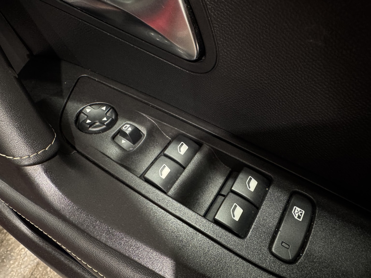 Used Peugeot 2008 2020 for sale - 77595394: Photo 17