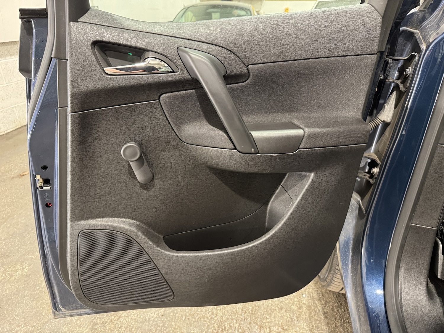 Used Vauxhall Meriva 2011 for sale - 77953954: Photo 35