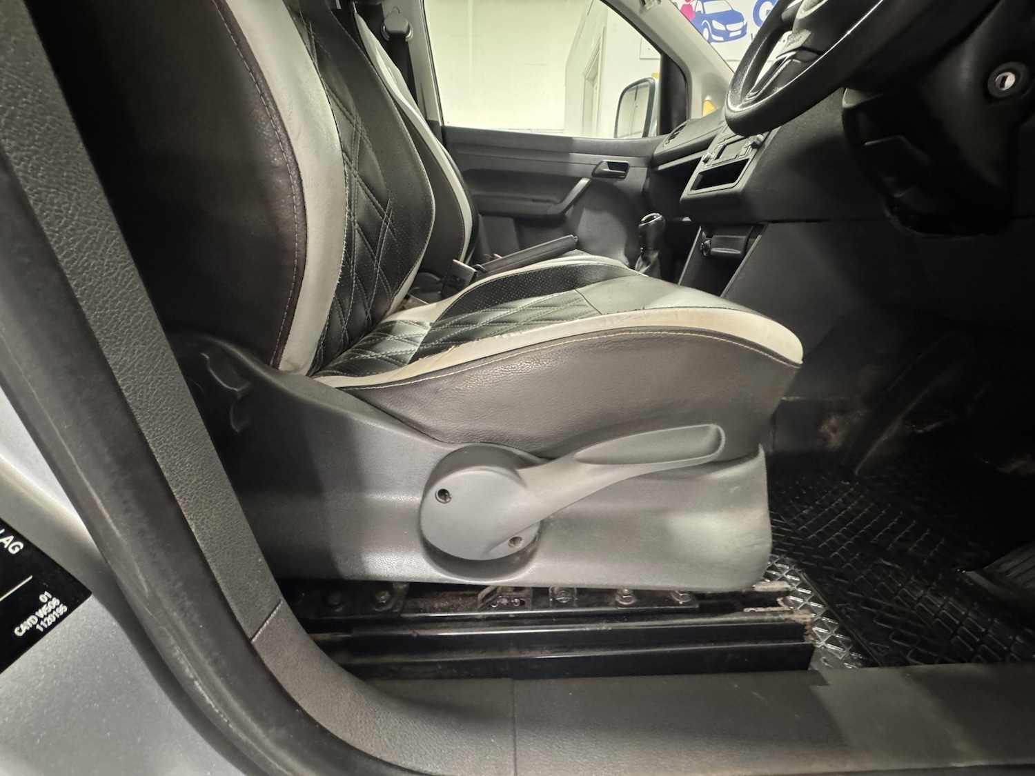 Used Volkswagen Caddy 2014 for sale - 76374202: Photo 25