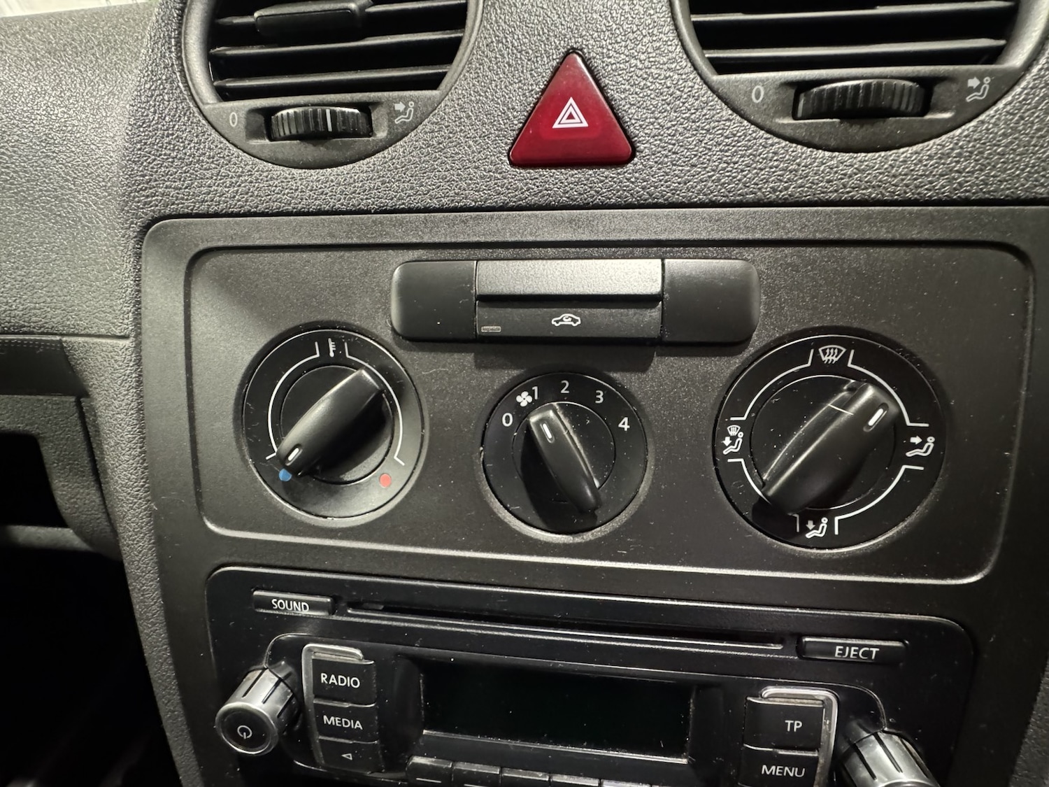 Used Volkswagen Caddy 2014 for sale - 76374202: Photo 33