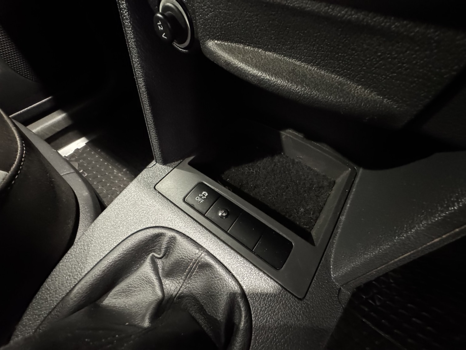 Used Volkswagen Caddy 2014 for sale - 76374202: Photo 35