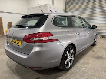 Used Peugeot 308 2016 for sale - 78427455: Photo