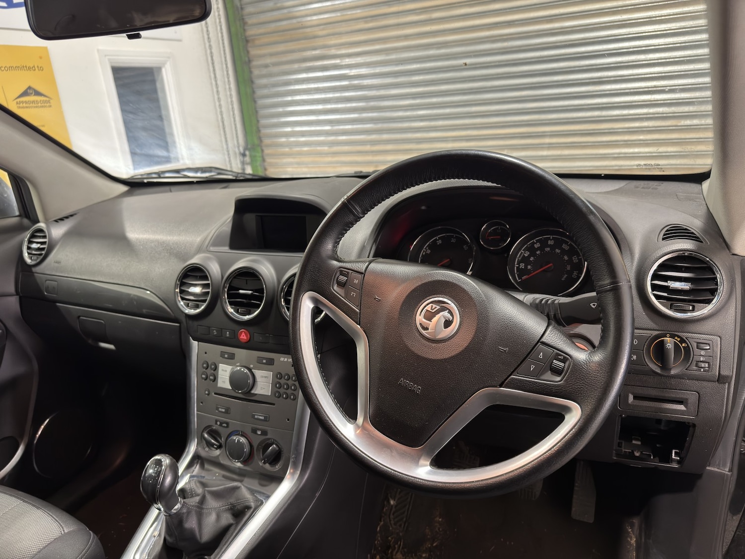 Used Vauxhall Antara 2012 for sale - 77953929: Photo 16