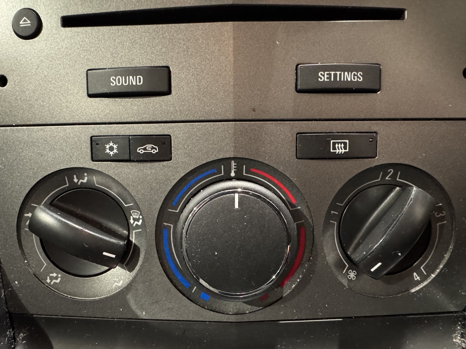 Used Vauxhall Antara 2012 for sale - 77953929: Photo 29