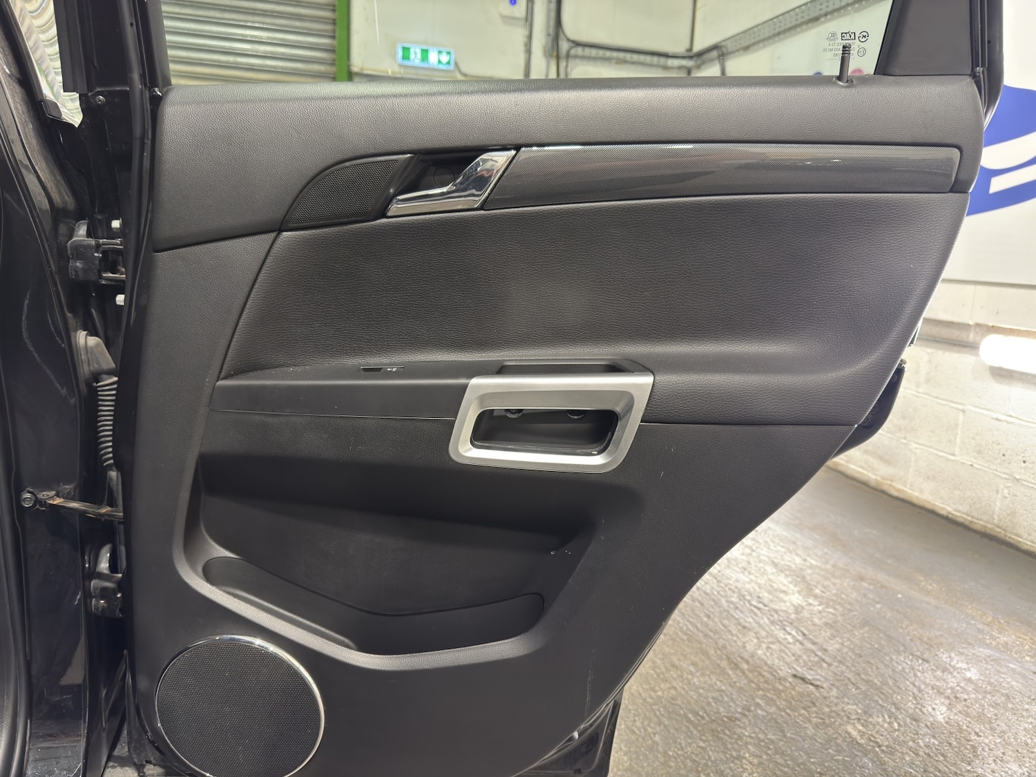 Used Vauxhall Antara 2012 for sale - 77953929: Photo 31