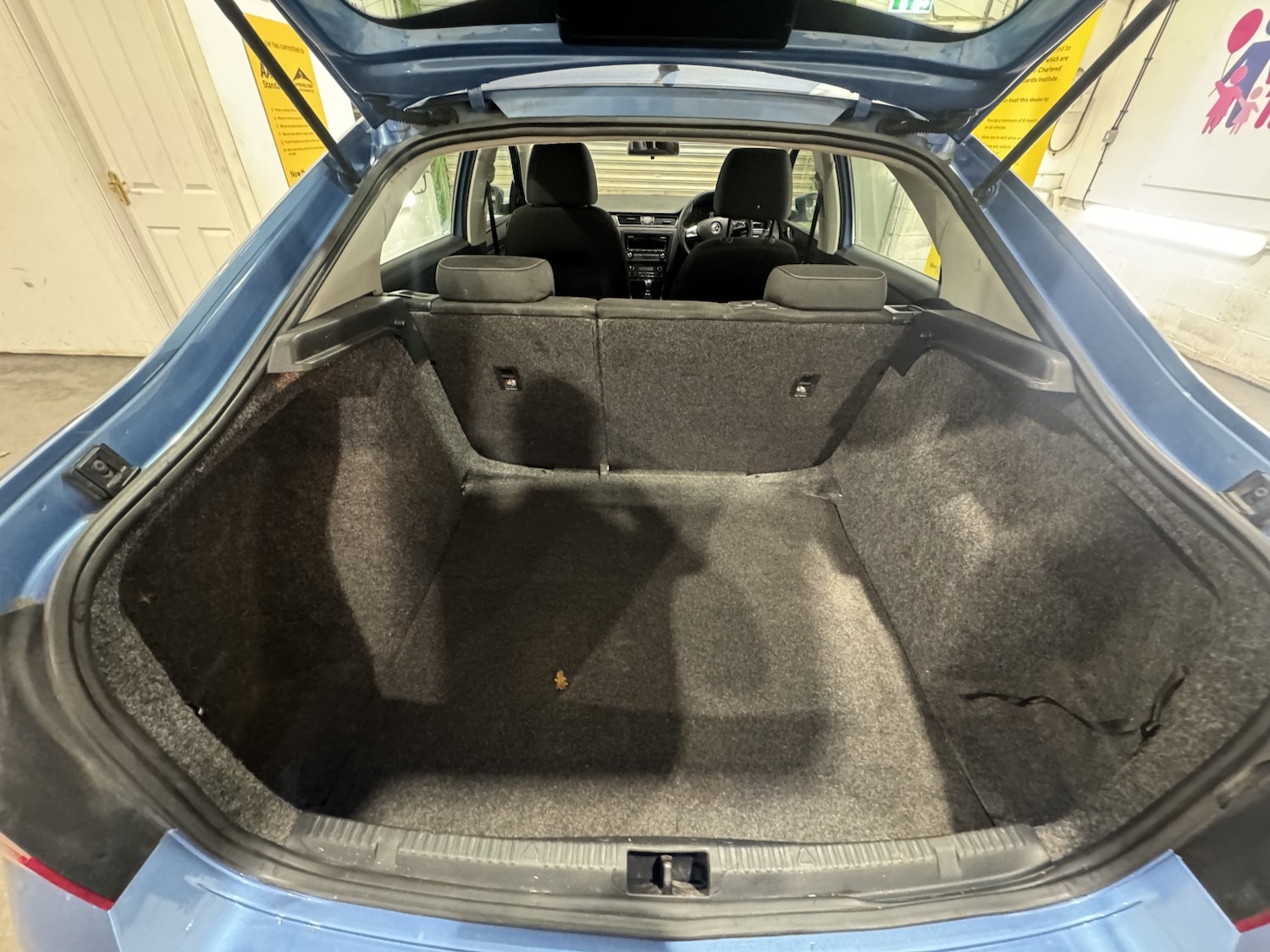 Used Skoda Rapid 2013 for sale - 76547910: Photo 12