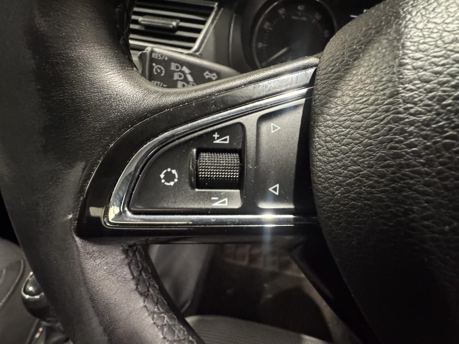 Used Skoda Rapid 2013 for sale - 76547910: Photo 33