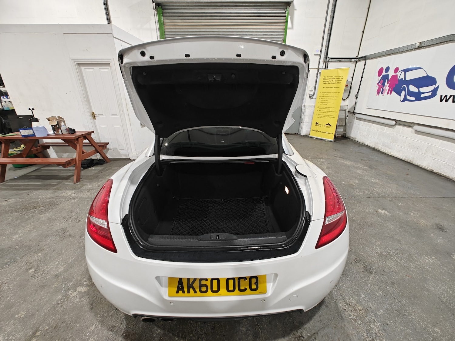 Used Peugeot RCZ 2010 for sale - 77398398: Photo 12