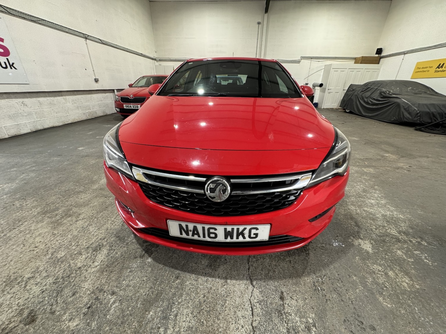 Used Vauxhall Astra 2016 for sale - 76963335: Photo 3