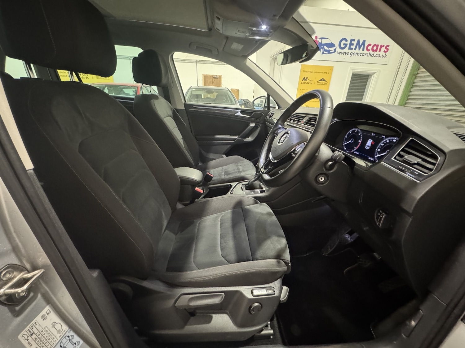 Used Volkswagen Tiguan 2018 for sale - 76817581: Photo 26