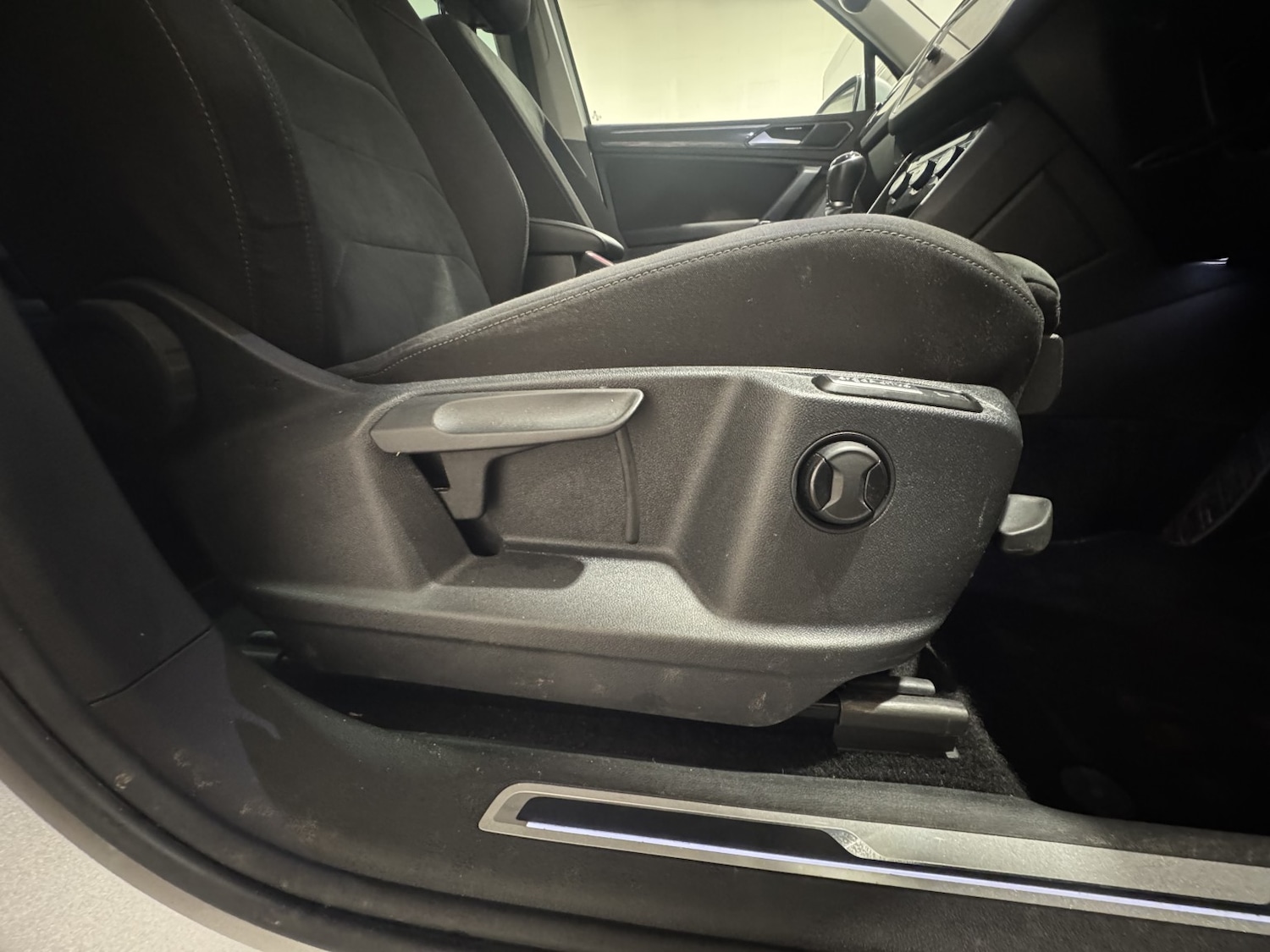 Used Volkswagen Tiguan 2018 for sale - 76817581: Photo 31