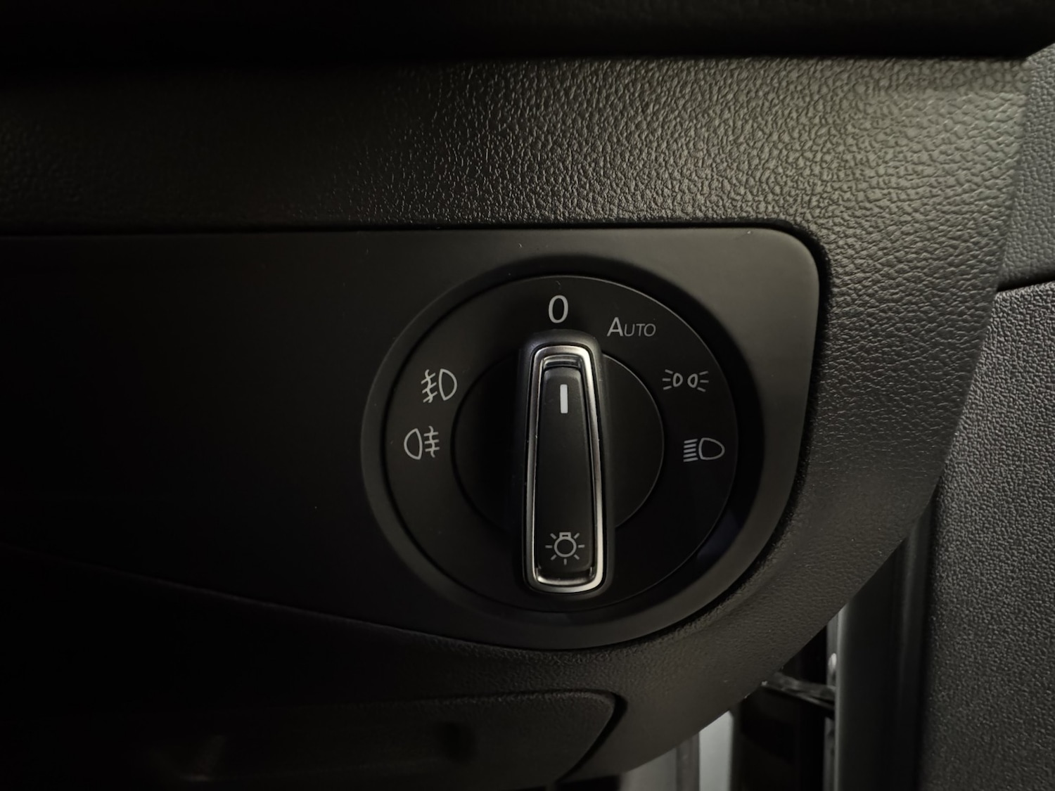 Used Volkswagen Tiguan 2018 for sale - 76817581: Photo 36