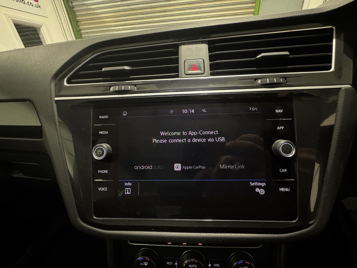 Used Volkswagen Tiguan 2018 for sale - 76817581: Photo 40