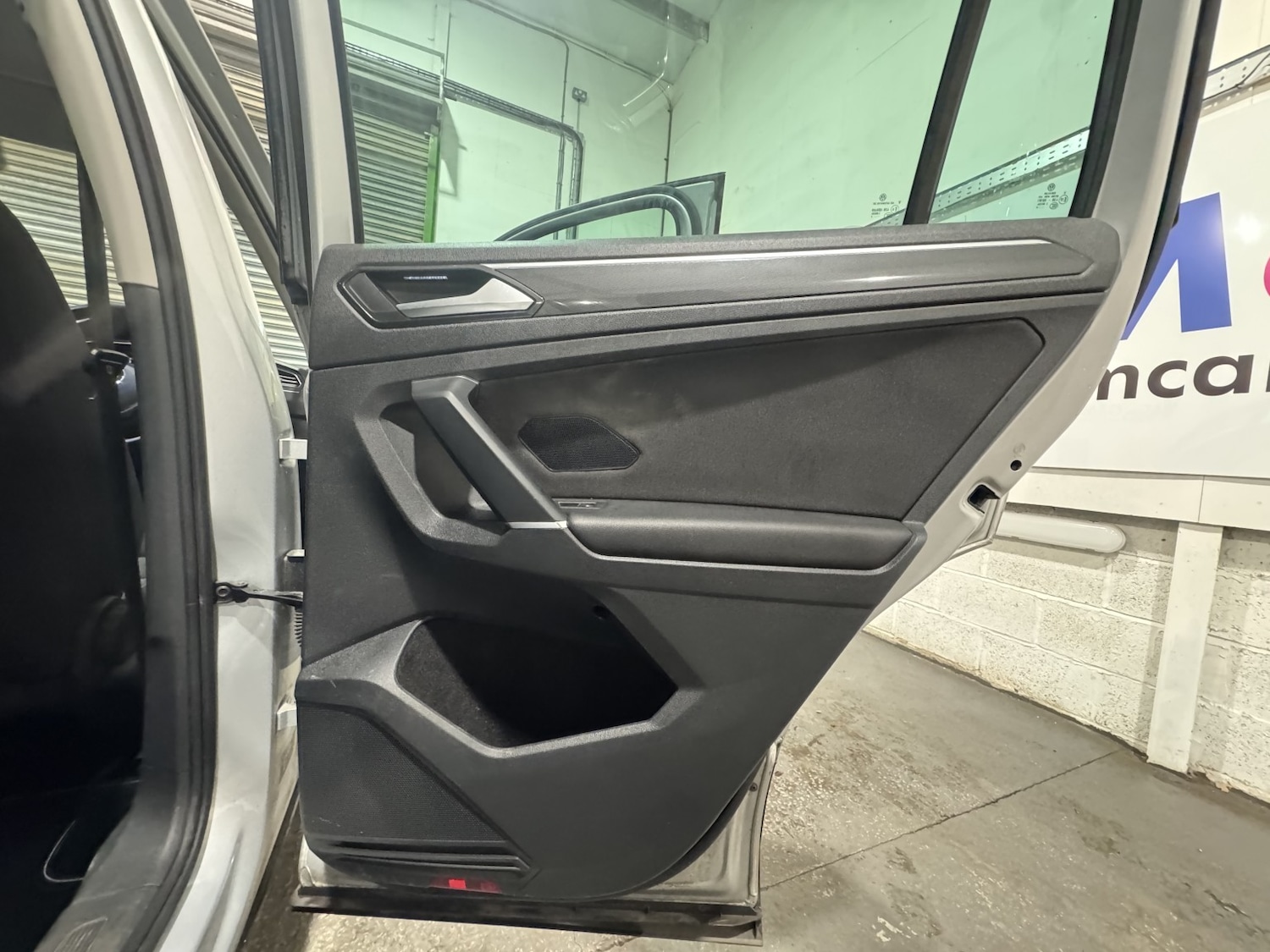 Used Volkswagen Tiguan 2018 for sale - 76817581: Photo 54