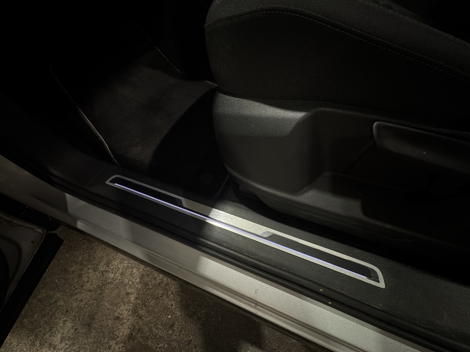 Used Volkswagen Tiguan 2018 for sale - 76817581: Photo 77