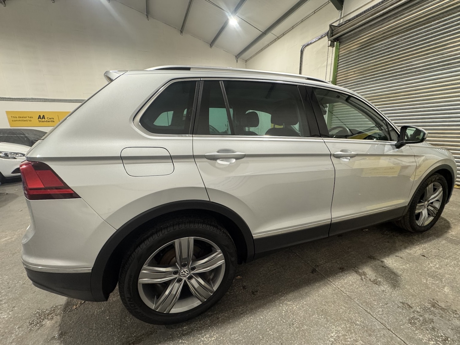 Used Volkswagen Tiguan 2018 for sale - 76817581: Photo 8