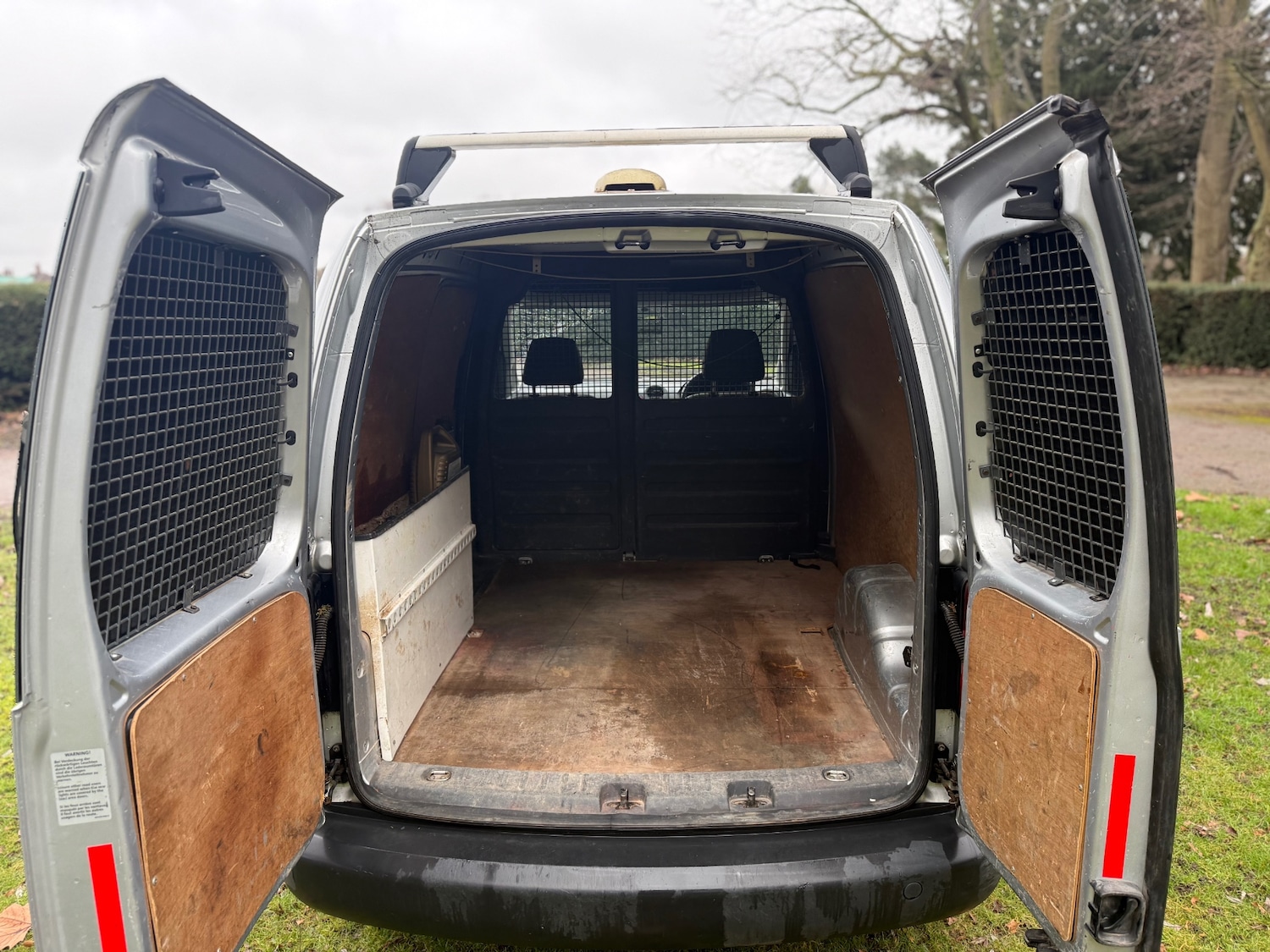 Used Volkswagen Caddy 2011 for sale - 77398925: Photo 10