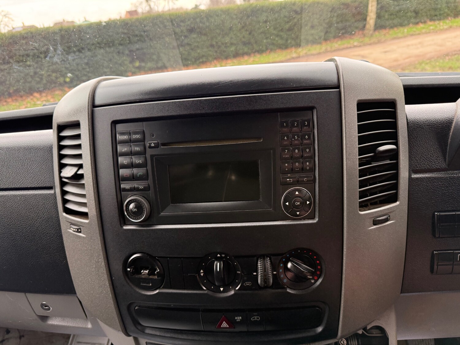 Used Mercedes-Benz Sprinter 2011 for sale - 77592431: Photo 9