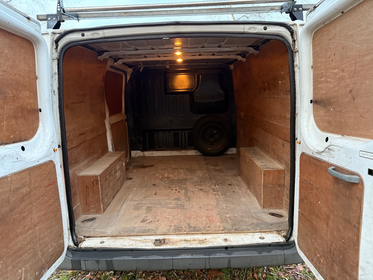 Used Ford Transit 2011 for sale - 76713307: Photo 8