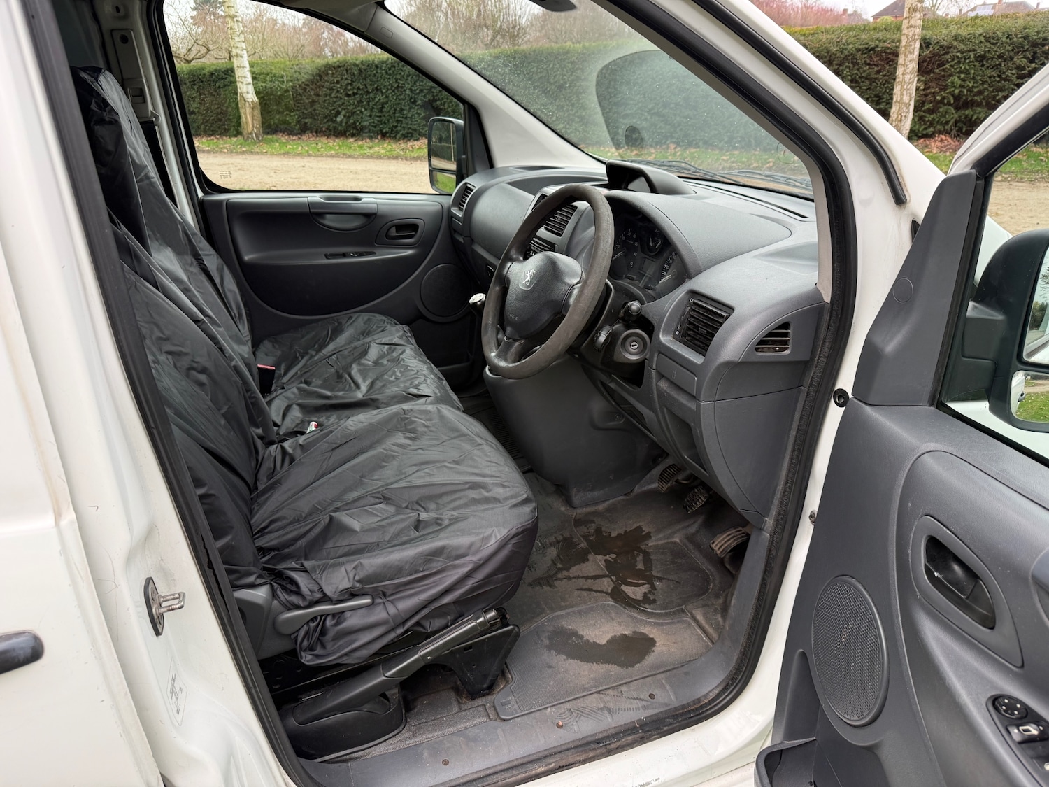 Used Peugeot Expert 2015 for sale - 77796817: Photo 8