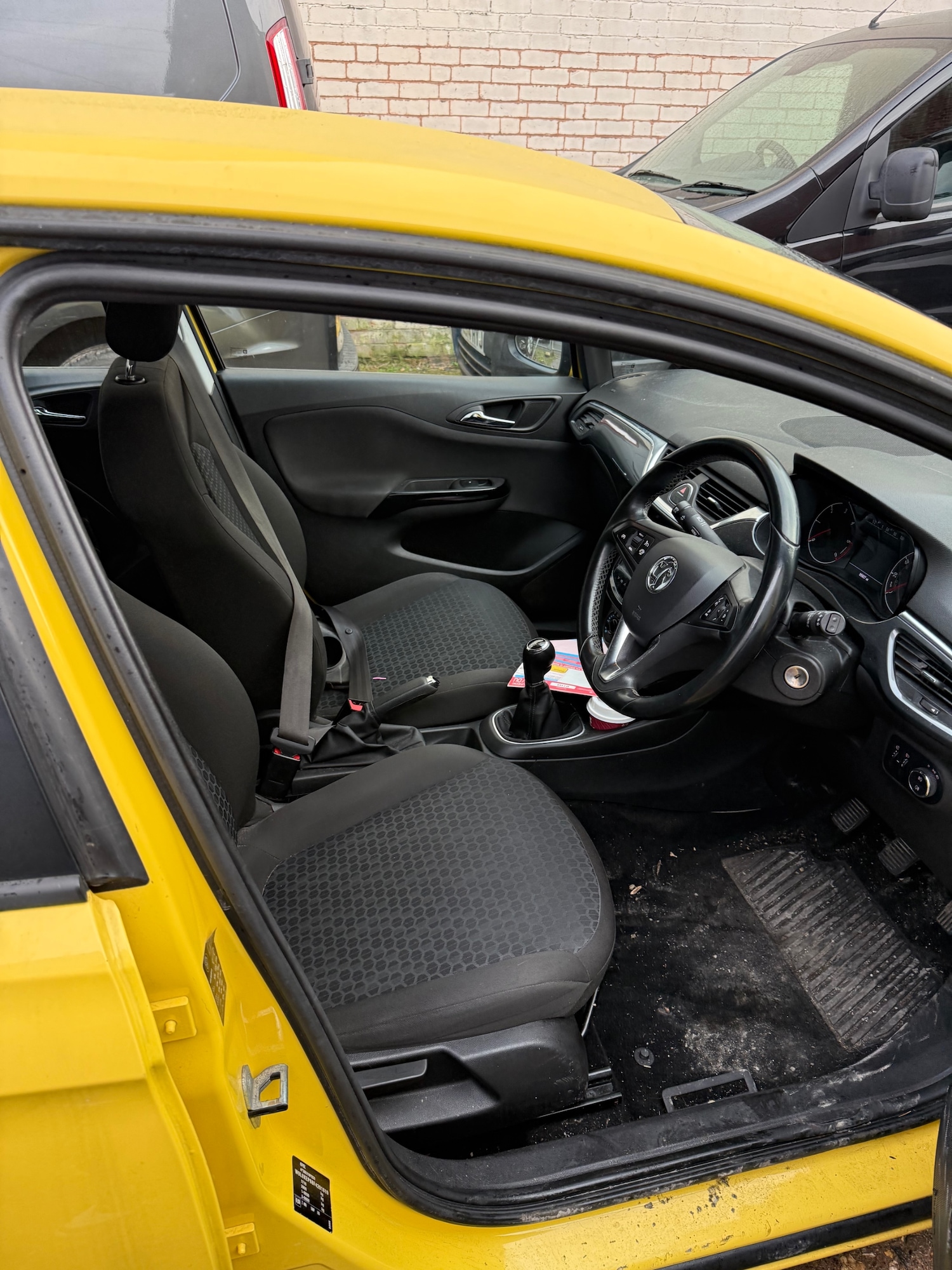 Used Vauxhall Corsa 2015 for sale - 77691237: Photo 4