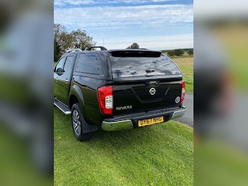 Used Nissan Navara 2017 for sale - 75611712: Photo