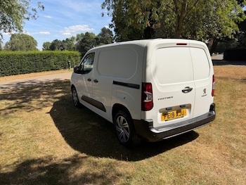Used Peugeot Partner 2019 for sale - 79459741: Photo